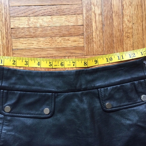 Zara Leather Mini skirt with Side Pockets XS - Picture 4 of 7